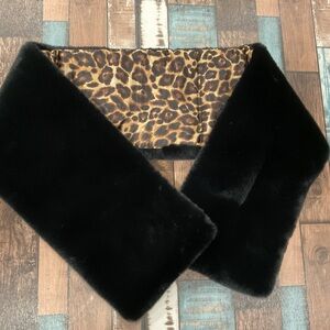 Faux fur cheetah scarf black NWOT
